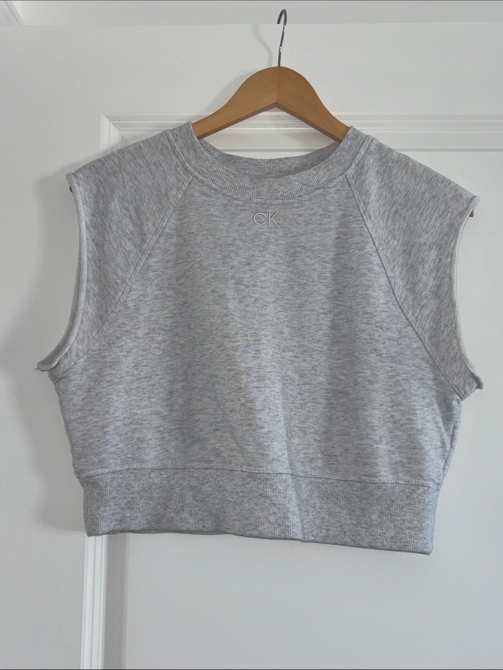 Calvin Klein cropped shirt